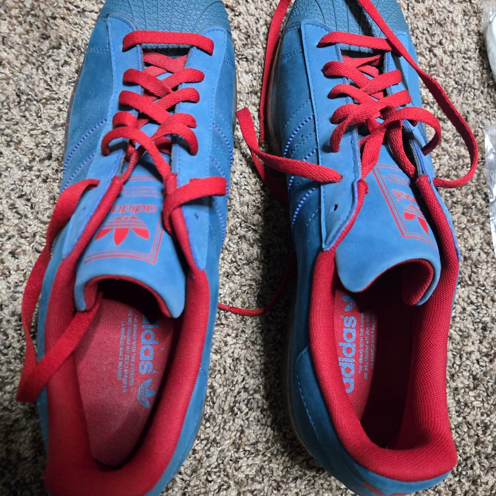*Size 13* Adidas Men’s Athletic Sneakers in Blue with Red Accents - Picture 6 of 9